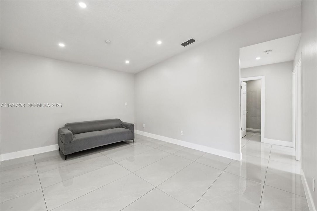 En Renta: $3,400 (3 camas, 2 baños, 1751 Pies cuadrados)