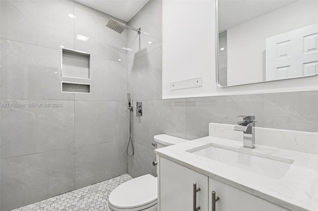 En Renta: $3,400 (3 camas, 2 baños, 1751 Pies cuadrados)