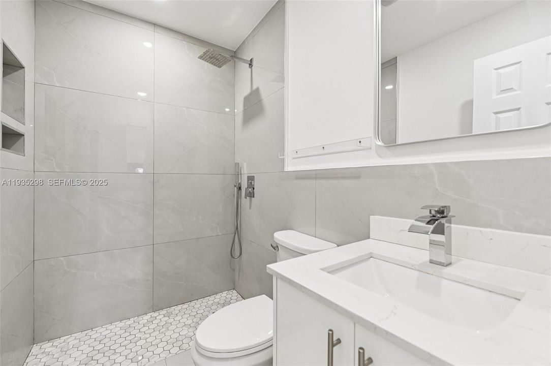 En Renta: $3,400 (3 camas, 2 baños, 1751 Pies cuadrados)