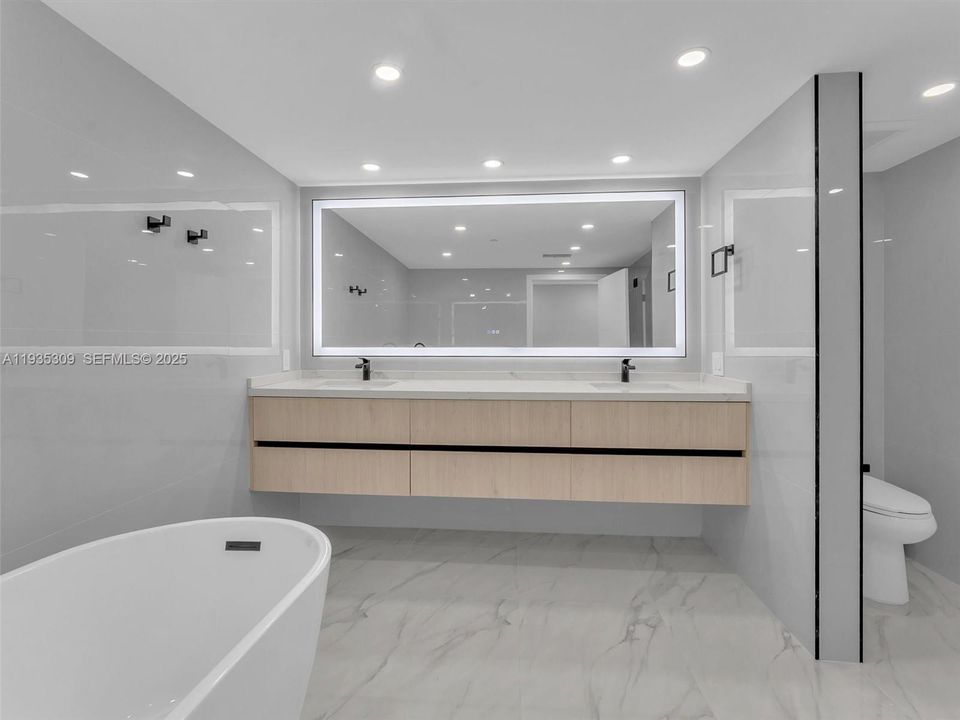 En Renta: $6,200 (3 camas, 2 baños, 1887 Pies cuadrados)