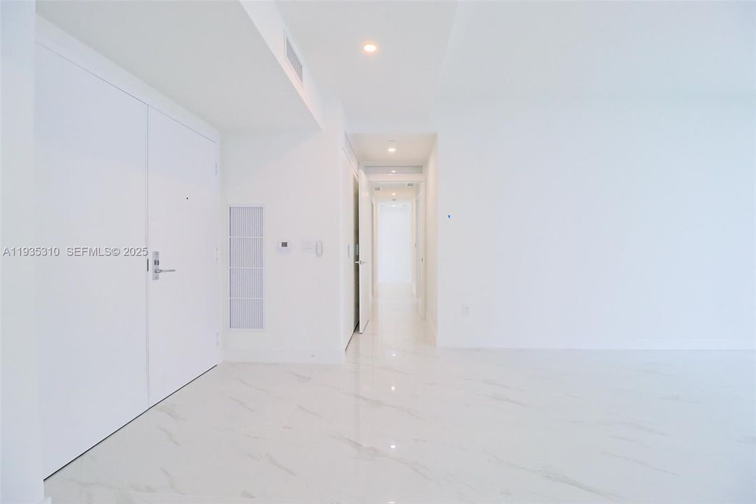 В аренду: $40,000 (4 спален, 5 ванн, 0 Квадратных фут)