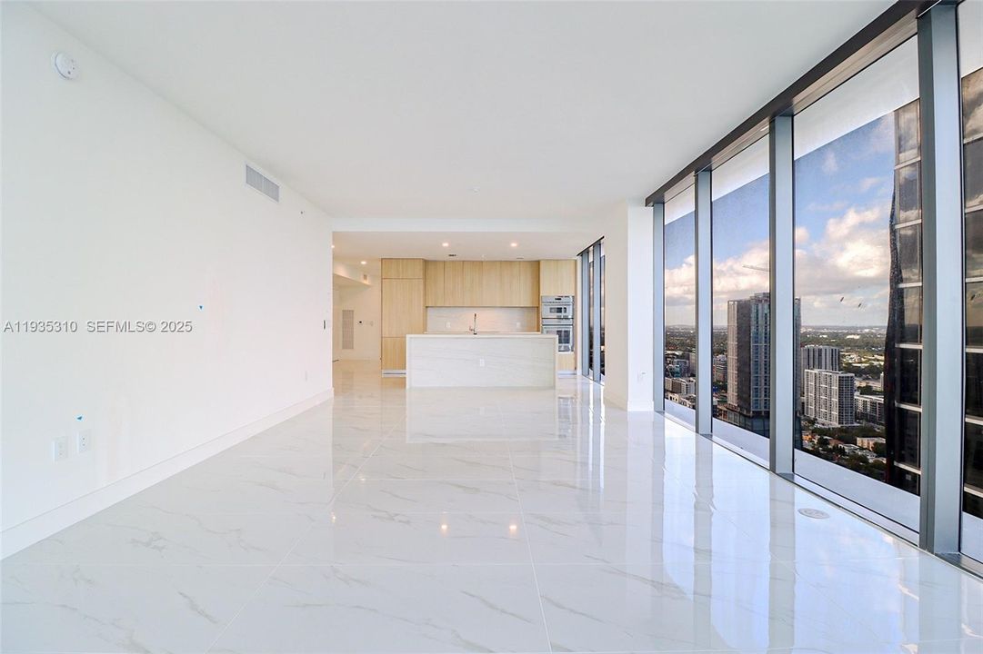 В аренду: $40,000 (4 спален, 5 ванн, 0 Квадратных фут)