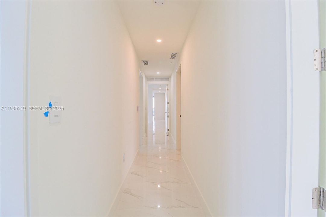 В аренду: $40,000 (4 спален, 5 ванн, 0 Квадратных фут)