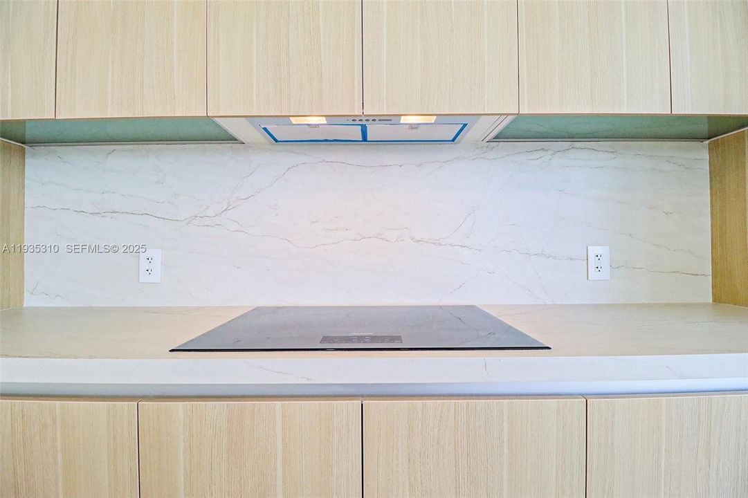 В аренду: $40,000 (4 спален, 5 ванн, 0 Квадратных фут)