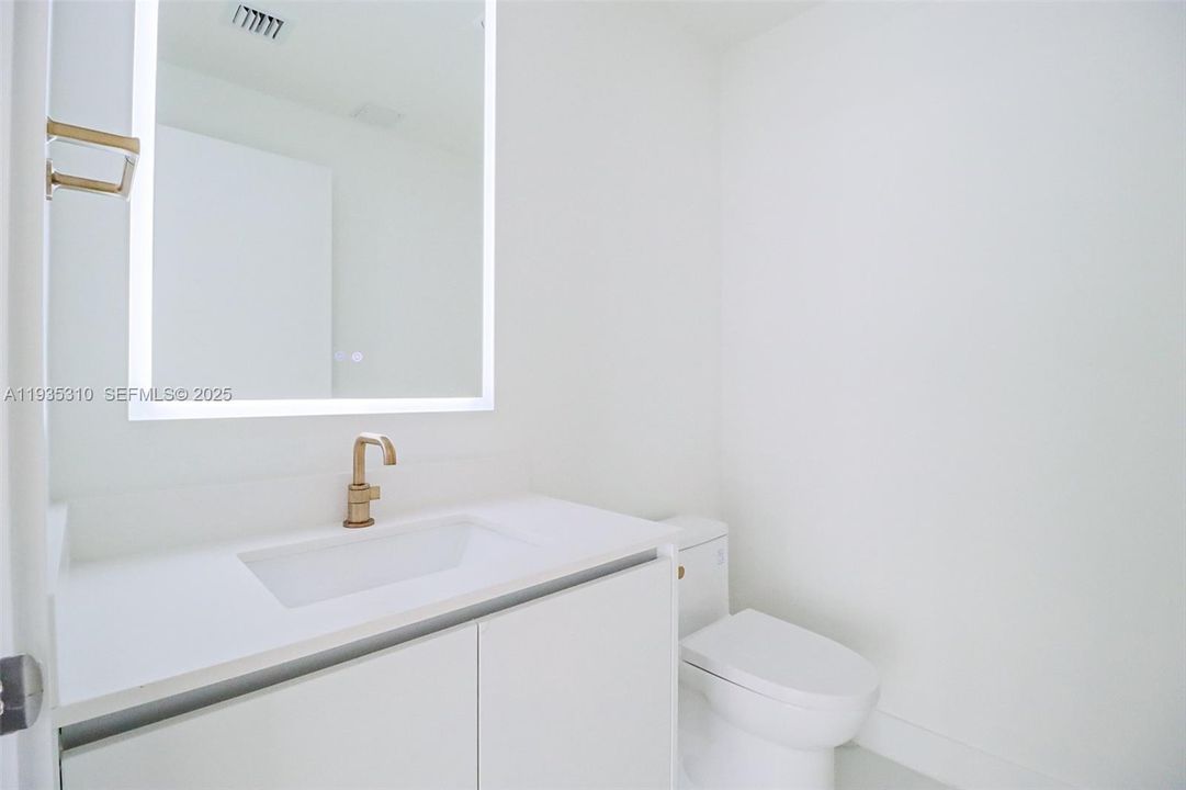 В аренду: $40,000 (4 спален, 5 ванн, 0 Квадратных фут)