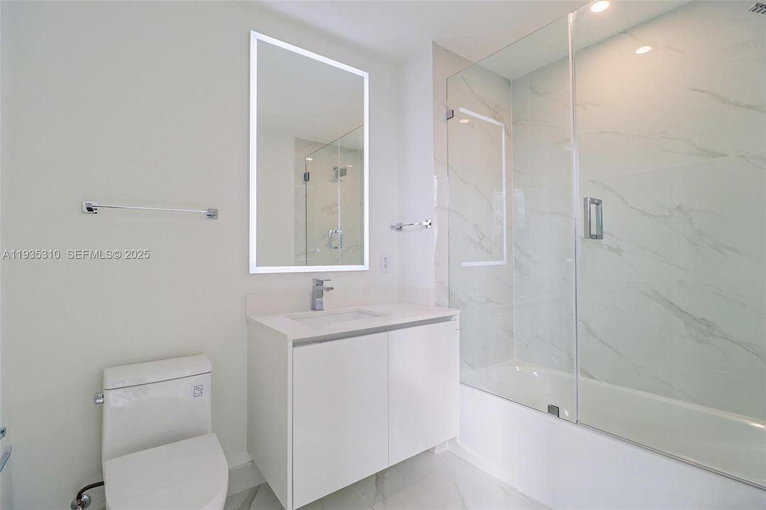 В аренду: $40,000 (4 спален, 5 ванн, 0 Квадратных фут)