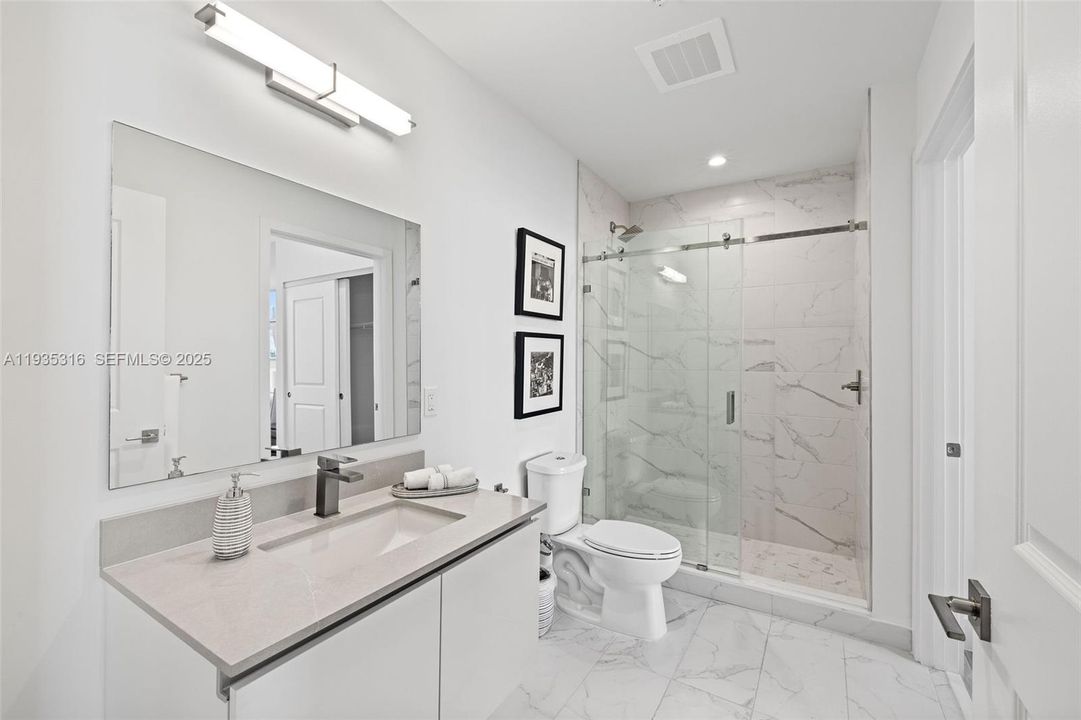 En Renta: $3,158 (1 camas, 1 baños, 859 Pies cuadrados)