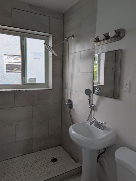 En Renta: $1,950 (2 camas, 1 baños, 0 Pies cuadrados)