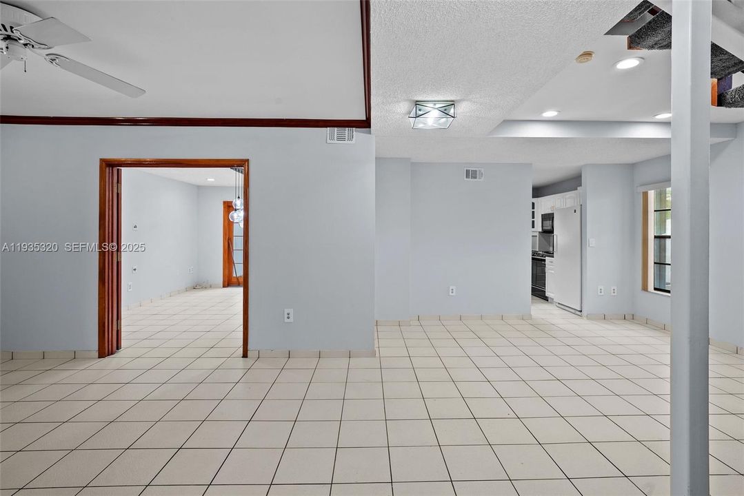 For Sale: $650,000 (4 beds, 3 baths, 2232 Square Feet)