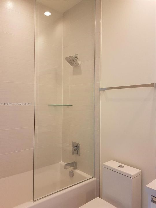 For Rent: $3,600 (3 beds, 3 baths, 1781 Square Feet)