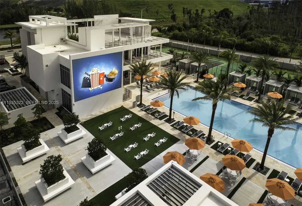 For Rent: $3,600 (3 beds, 3 baths, 1781 Square Feet)