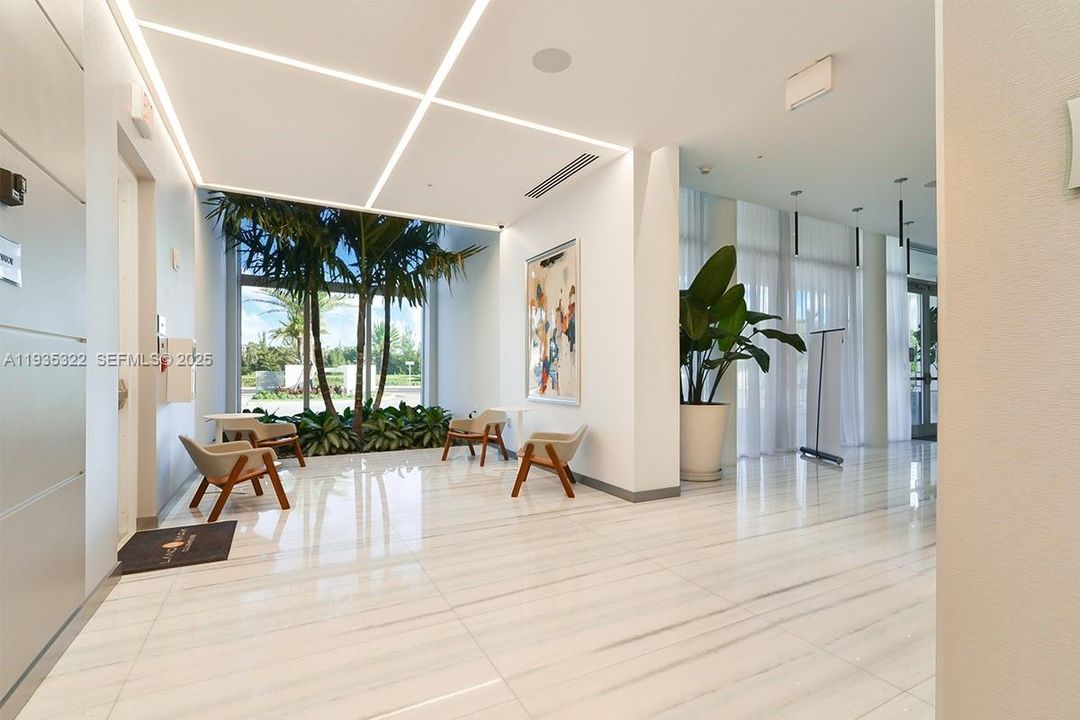 For Rent: $3,600 (3 beds, 3 baths, 1781 Square Feet)