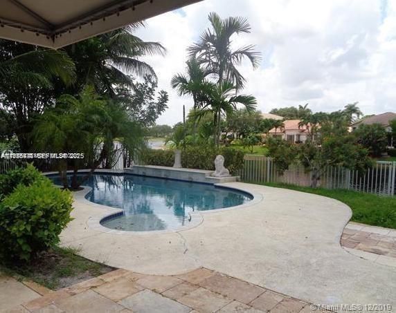 For Rent: $3,470 (4 beds, 2 baths, 2593 Square Feet)