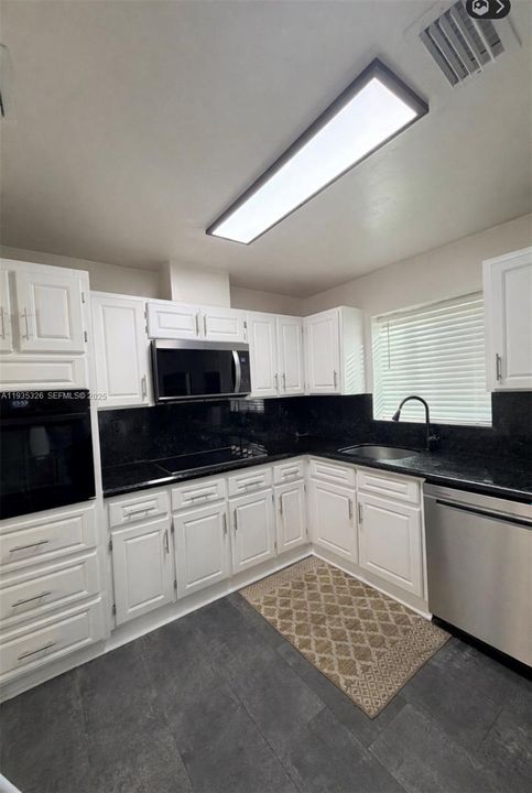 En Renta: $3,700 (3 camas, 2 baños, 1319 Pies cuadrados)