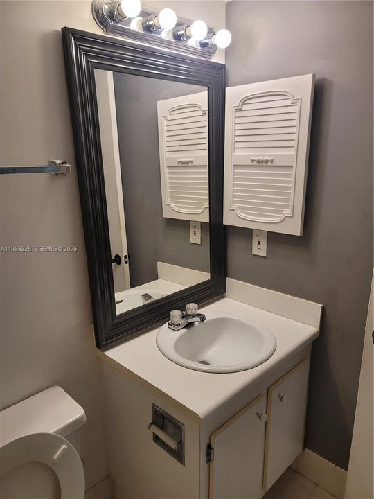 В аренду: $1,550 (1 спален, 1 ванн, 811 Квадратных фут)