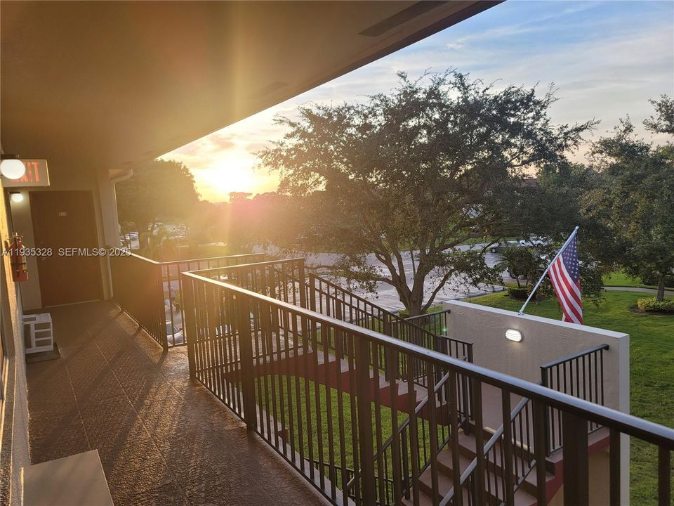 В аренду: $1,550 (1 спален, 1 ванн, 811 Квадратных фут)