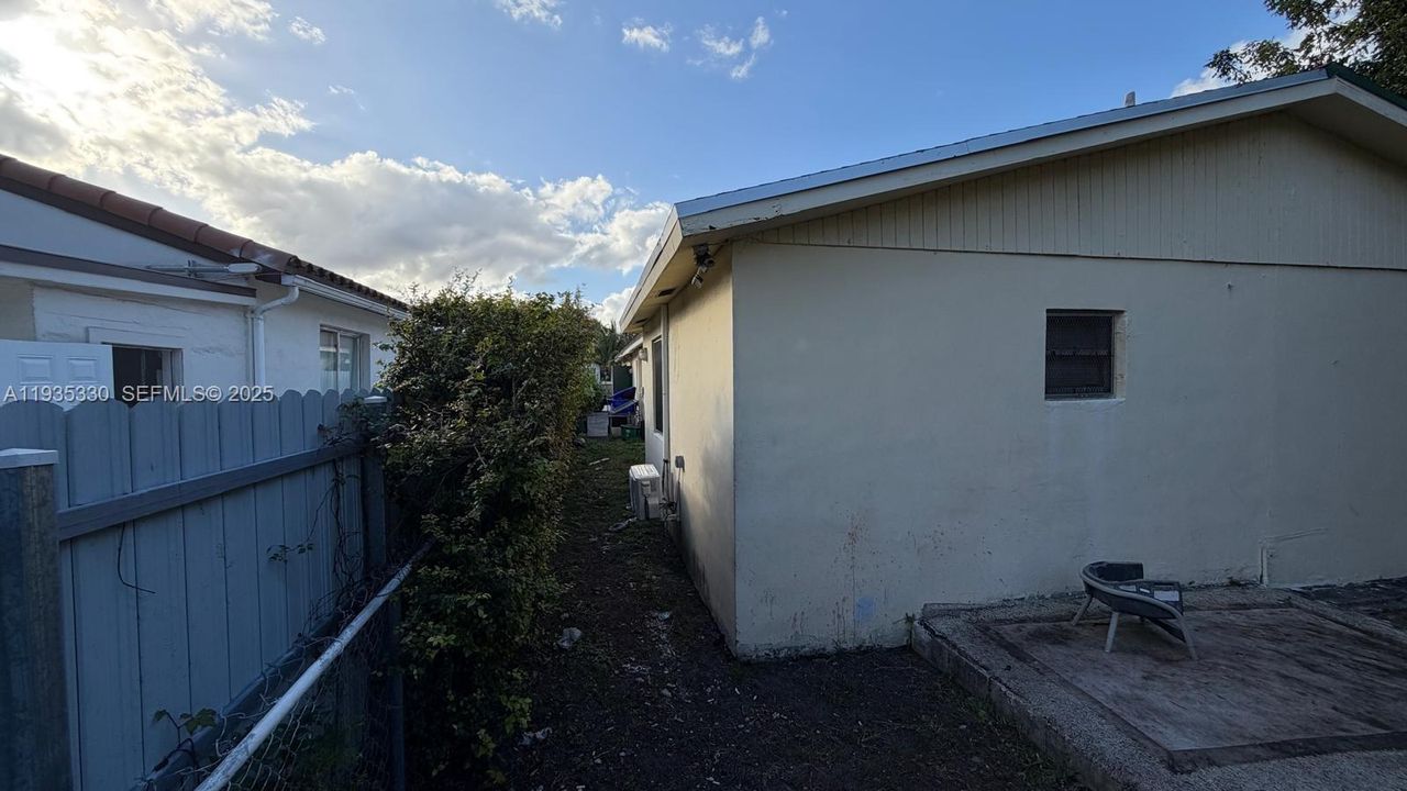 En Renta: $2,000 (2 camas, 1 baños, 1978 Pies cuadrados)