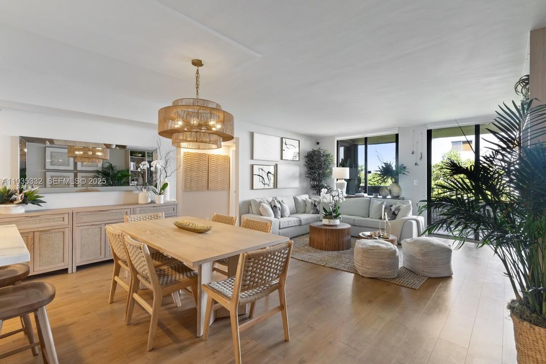 En Venta: $1,575,000 (4 camas, 2 baños, 1715 Pies cuadrados)