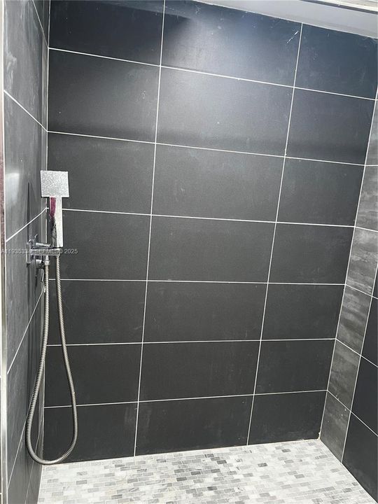 В аренду: $2,100 (2 спален, 2 ванн, 1060 Квадратных фут)