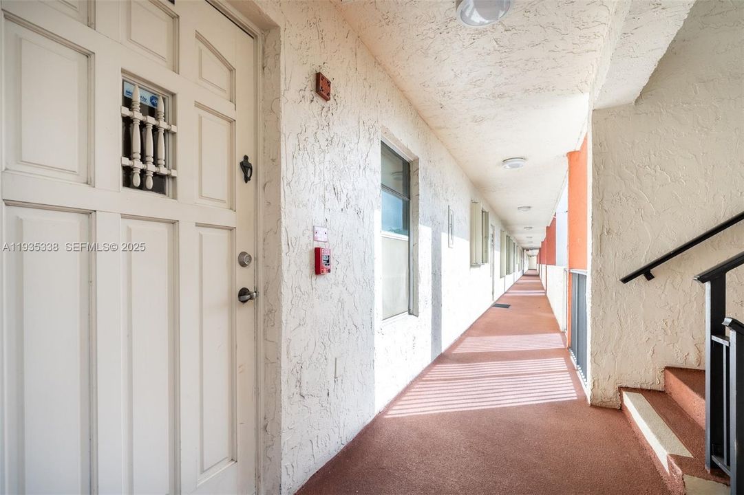 En Venta: $199,999 (2 camas, 2 baños, 1550 Pies cuadrados)