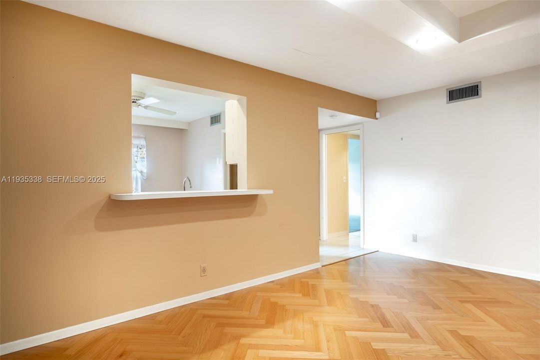 En Venta: $199,999 (2 camas, 2 baños, 1550 Pies cuadrados)