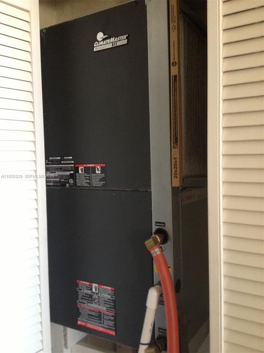 На продажу: $119,500 (1 спален, 1 ванн, 790 Квадратных фут)