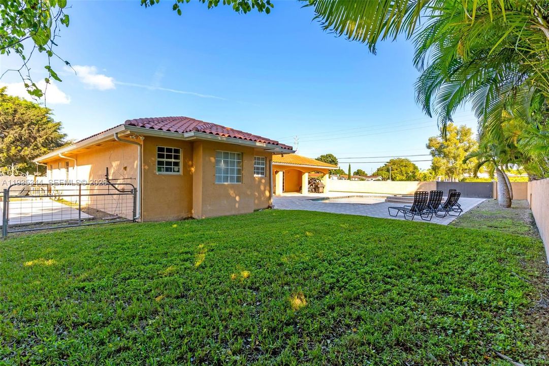 待售: $1,290,000 (4 贝兹, 3 浴室, 3054 平方英尺)