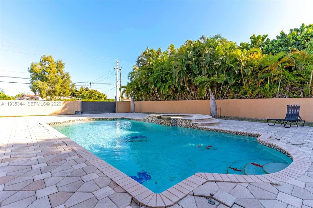 待售: $1,290,000 (4 贝兹, 3 浴室, 3054 平方英尺)