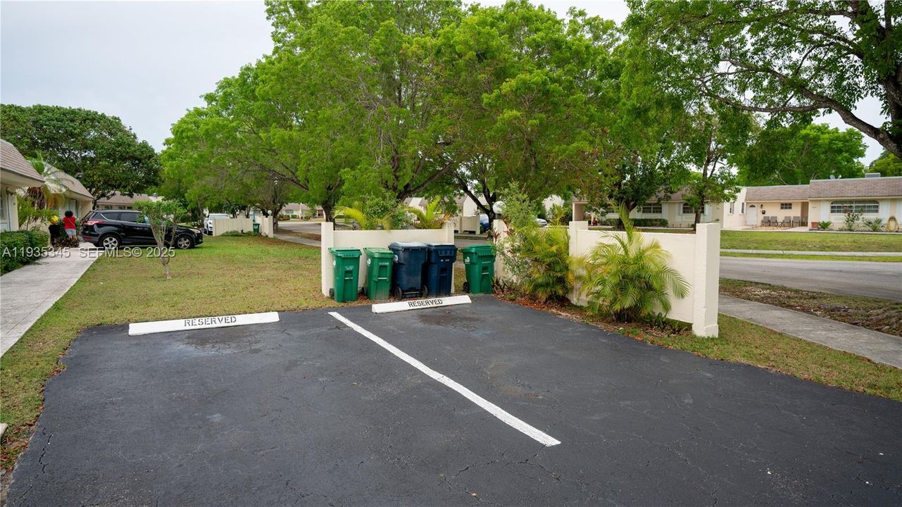 На продажу: $243,958 (1 спален, 1 ванн, 924 Квадратных фут)