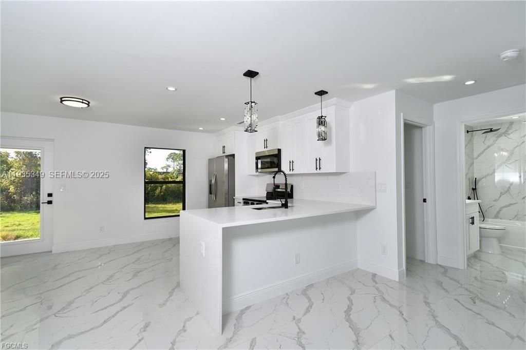 待售: $289,900 (3 贝兹, 2 浴室, 1258 平方英尺)