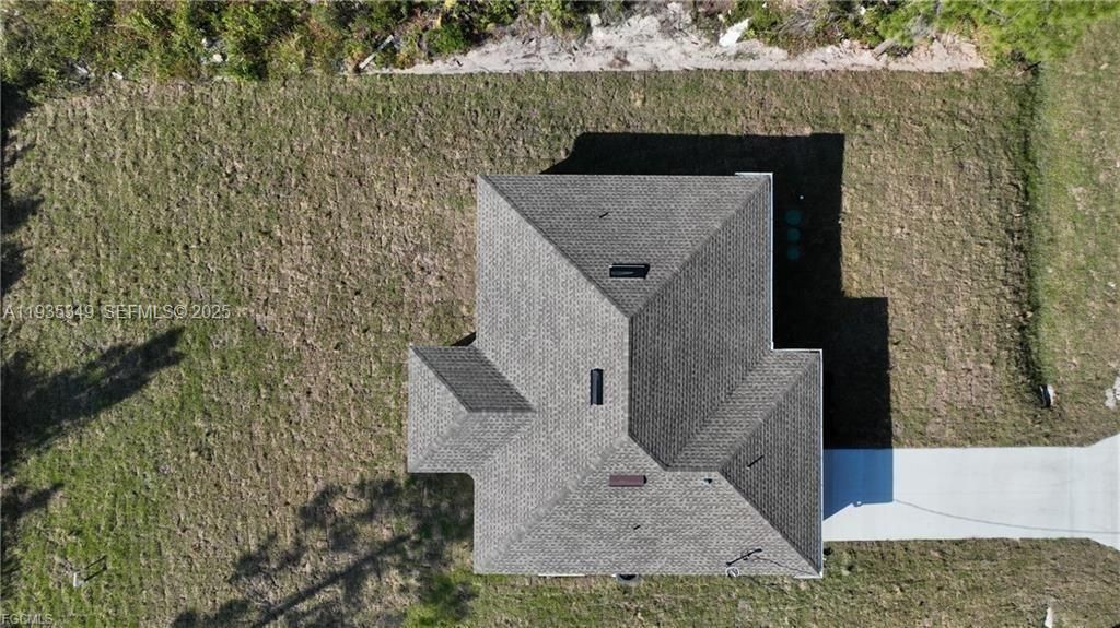 待售: $289,900 (3 贝兹, 2 浴室, 1258 平方英尺)