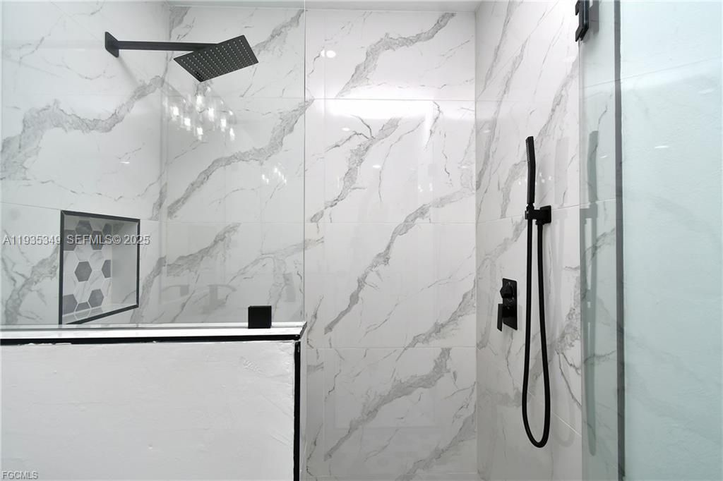 待售: $289,900 (3 贝兹, 2 浴室, 1258 平方英尺)