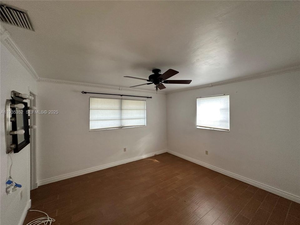 En Renta: $2,950 (2 camas, 2 baños, 936 Pies cuadrados)