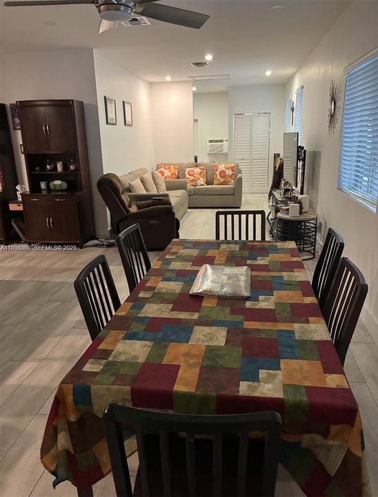 For Sale: $950,000 (0 beds, 0 baths, 2812 Square Feet)