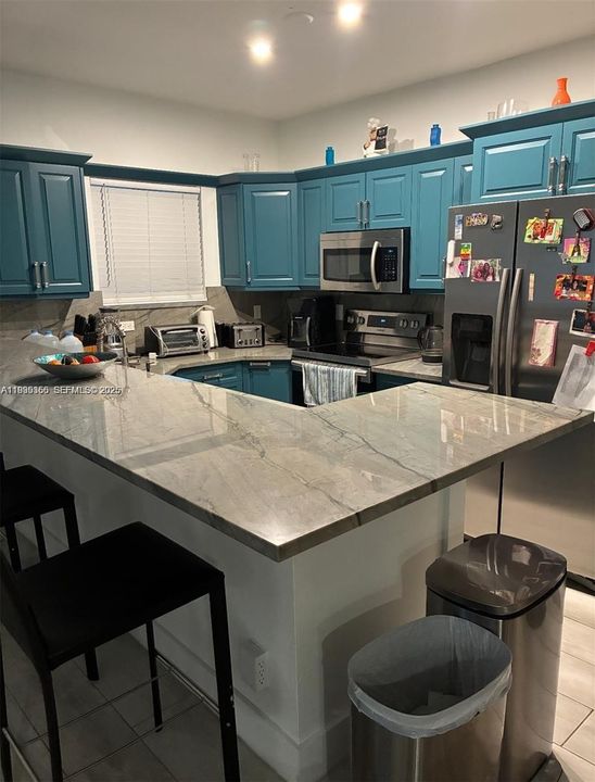 For Sale: $950,000 (0 beds, 0 baths, 2812 Square Feet)