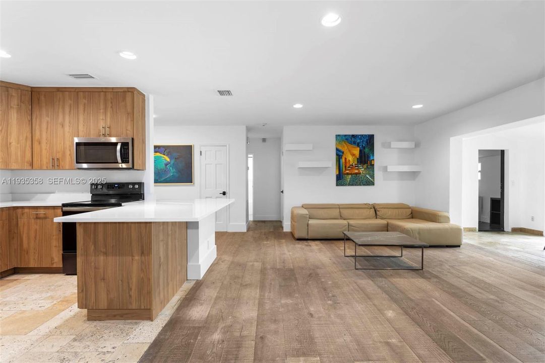 待售: $749,000 (3 贝兹, 2 浴室, 1492 平方英尺)