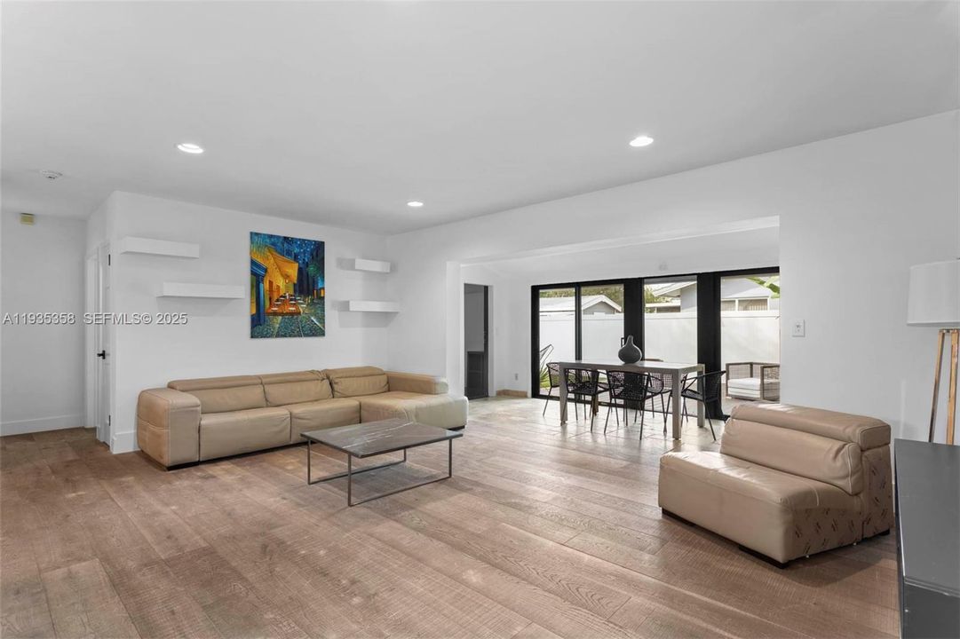 待售: $749,000 (3 贝兹, 2 浴室, 1492 平方英尺)