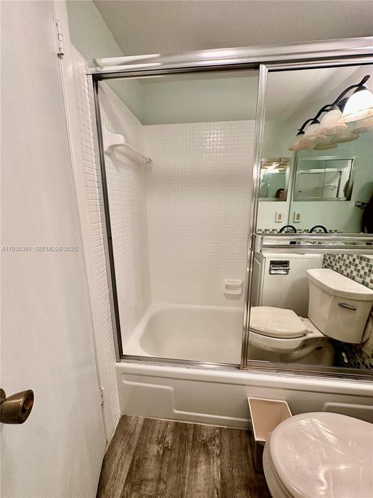 На продажу: $132,000 (1 спален, 1 ванн, 738 Квадратных фут)