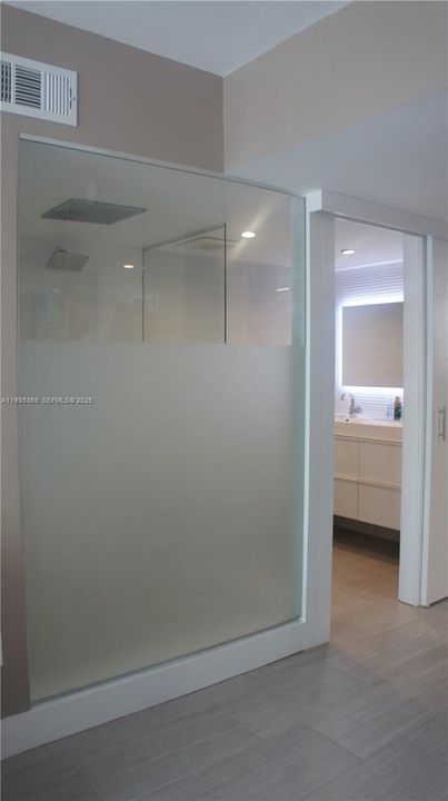 На продажу: $599,000 (2 спален, 2 ванн, 1800 Квадратных фут)