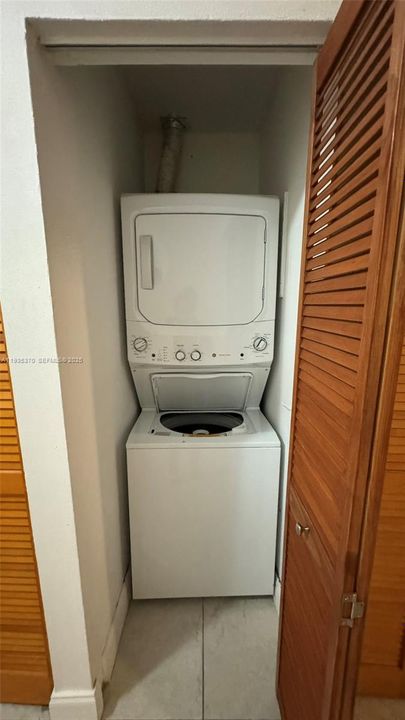 En Renta: $2,600 (2 camas, 2 baños, 1053 Pies cuadrados)