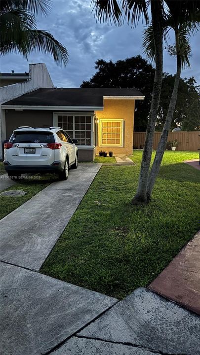 En Renta: $2,600 (2 camas, 2 baños, 1053 Pies cuadrados)