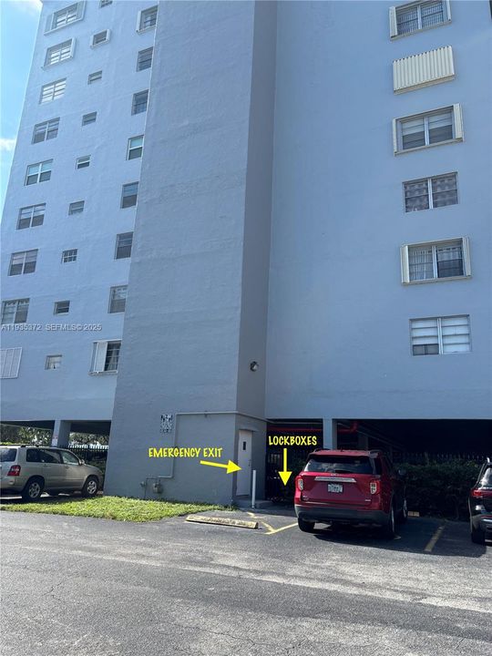 For Rent: $1,350 (0 beds, 1 baths, 576 Square Feet)