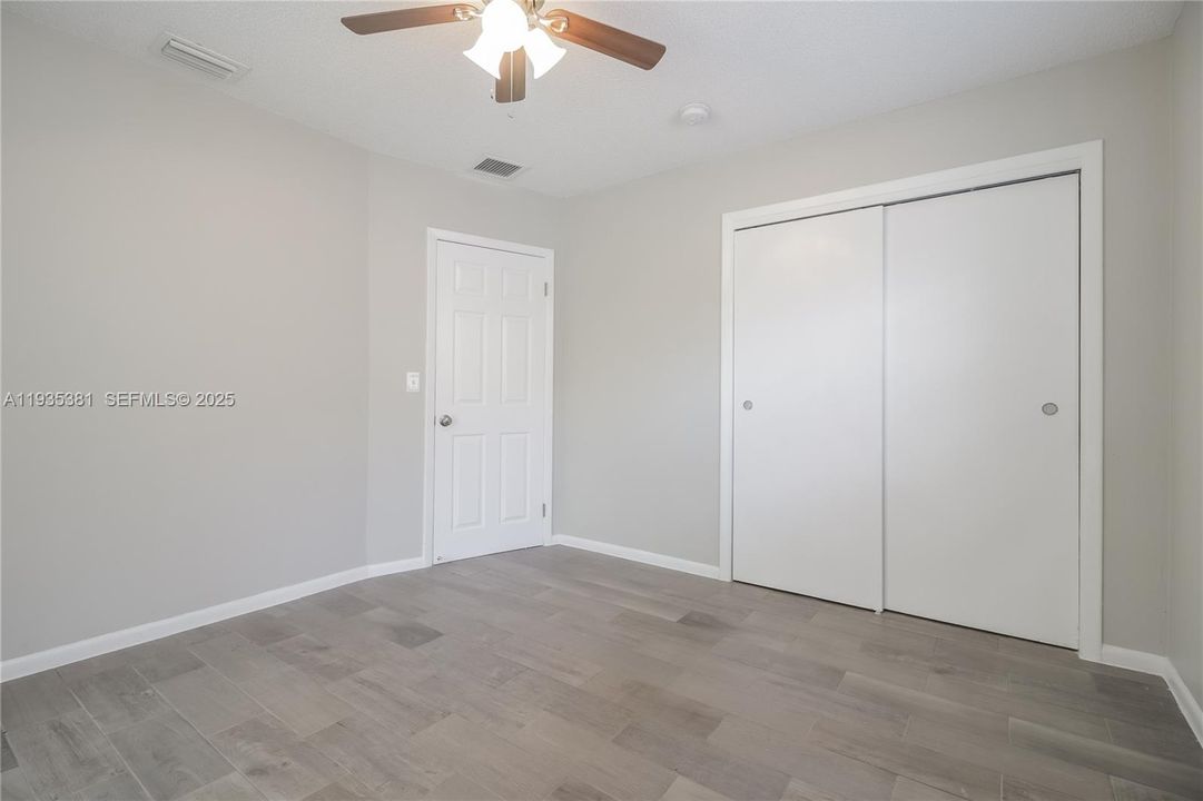 出租: $2,920 (3 贝兹, 2 浴室, 1580 平方英尺)