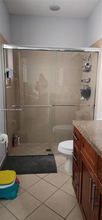 В аренду: $3,300 (4 спален, 2 ванн, 1625 Квадратных фут)