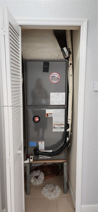 В аренду: $3,300 (4 спален, 2 ванн, 1625 Квадратных фут)