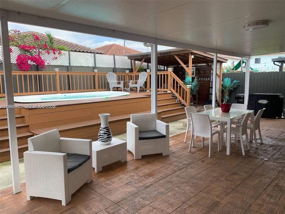 В аренду: $3,300 (4 спален, 2 ванн, 1625 Квадратных фут)