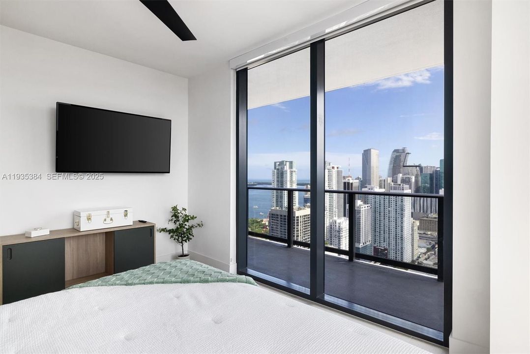 En Venta: $849,000 (2 camas, 2 baños, 837 Pies cuadrados)