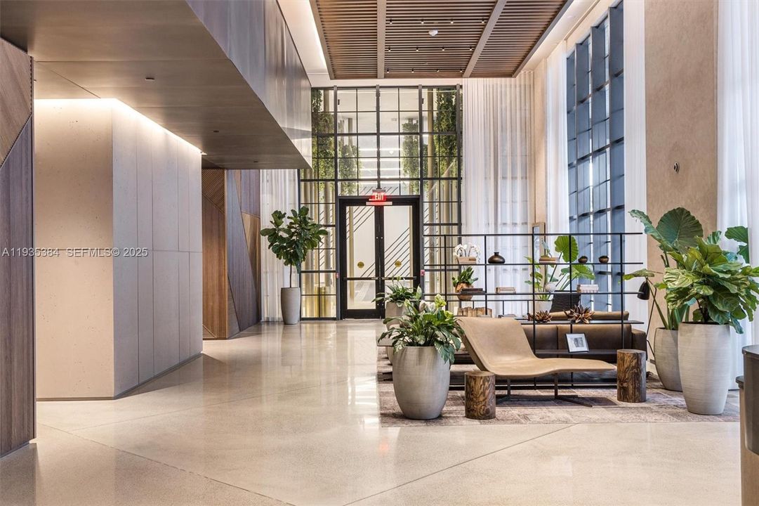 En Venta: $849,000 (2 camas, 2 baños, 837 Pies cuadrados)