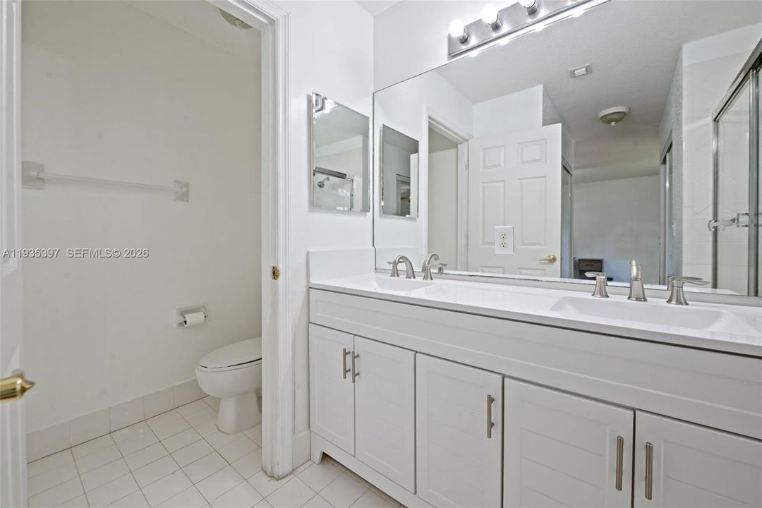 待售: $465,000 (3 贝兹, 3 浴室, 1694 平方英尺)