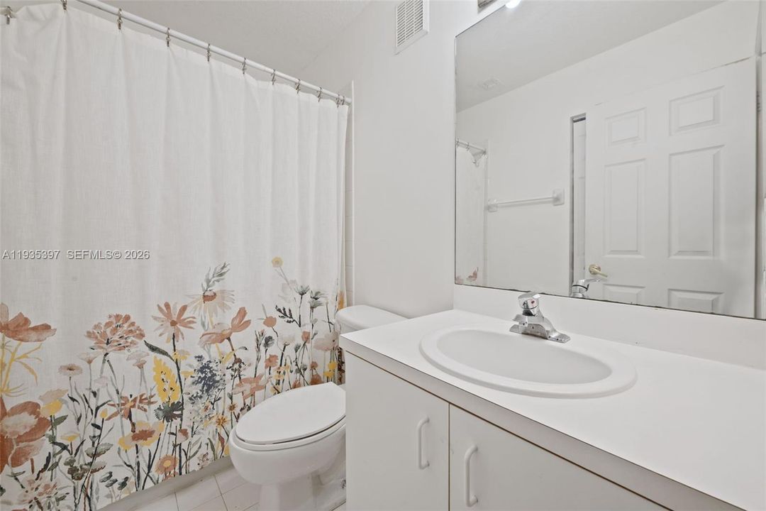 待售: $465,000 (3 贝兹, 3 浴室, 1694 平方英尺)